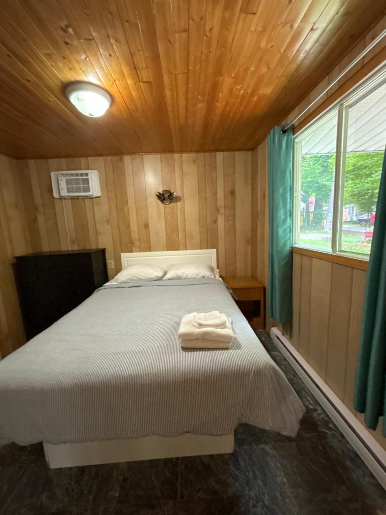 Camping Chalets Lac St-Augustin Ciudad de Quebec Exterior foto