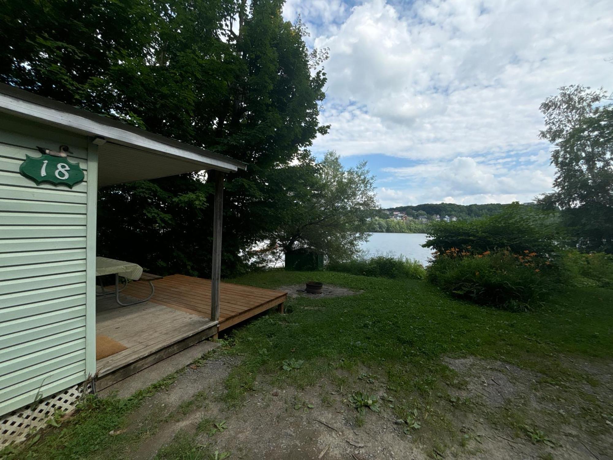 Camping Chalets Lac St-Augustin Ciudad de Quebec Exterior foto